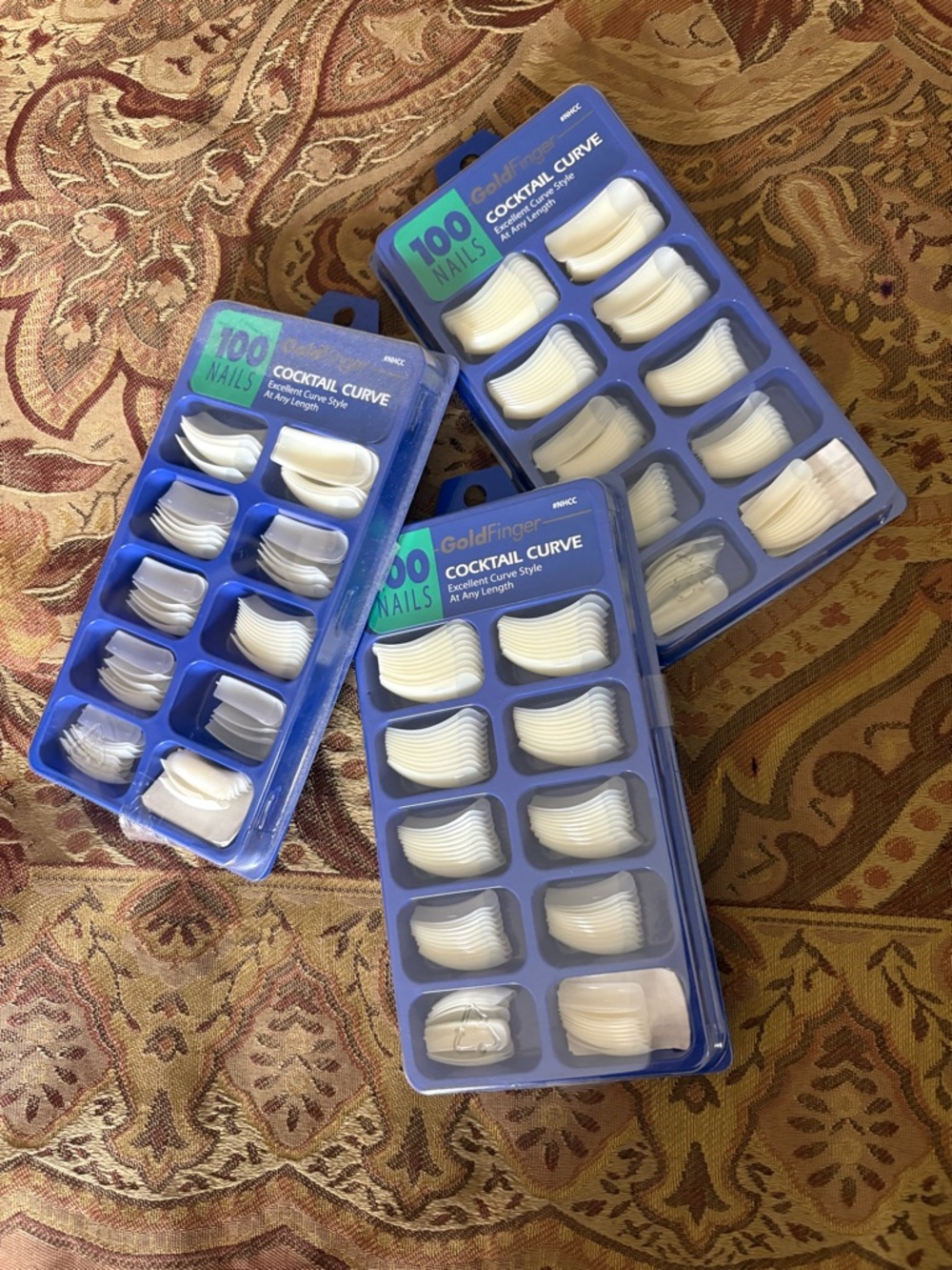 Goldfinger Cocktail Curve Press-On Nails -